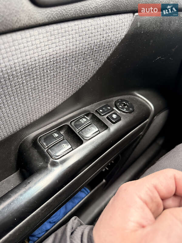 Седан Hyundai Sonata 2007 в Новой Водолаге