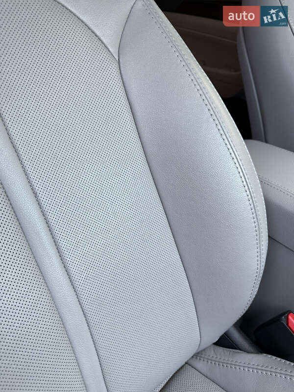 Седан Hyundai Sonata 2016 в Черкассах