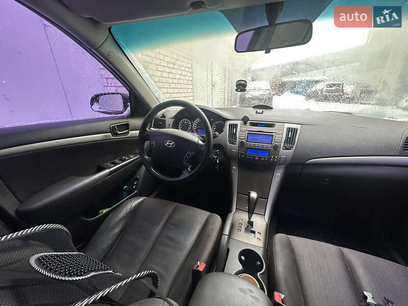 Седан Hyundai Sonata 2008 в Киеве