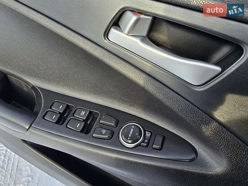 Седан Hyundai Sonata 2010 в Хмельницком