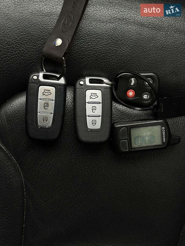 Седан Hyundai Sonata 2011 в Киеве фото 27 Седан Hyundai Sonata 2011 в Киеве