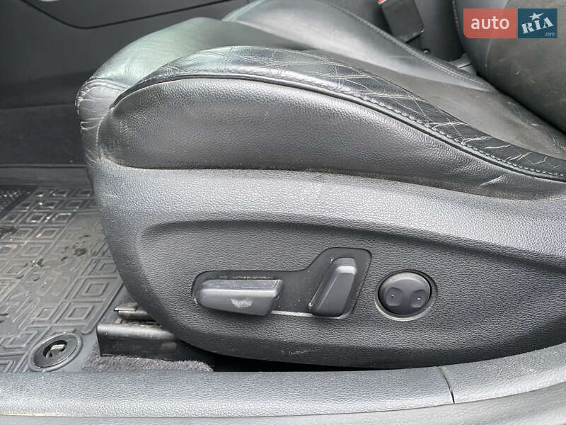 Седан Hyundai Sonata 2016 в Запорожье