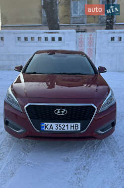 Седан Hyundai Sonata 2016 в Каменском
