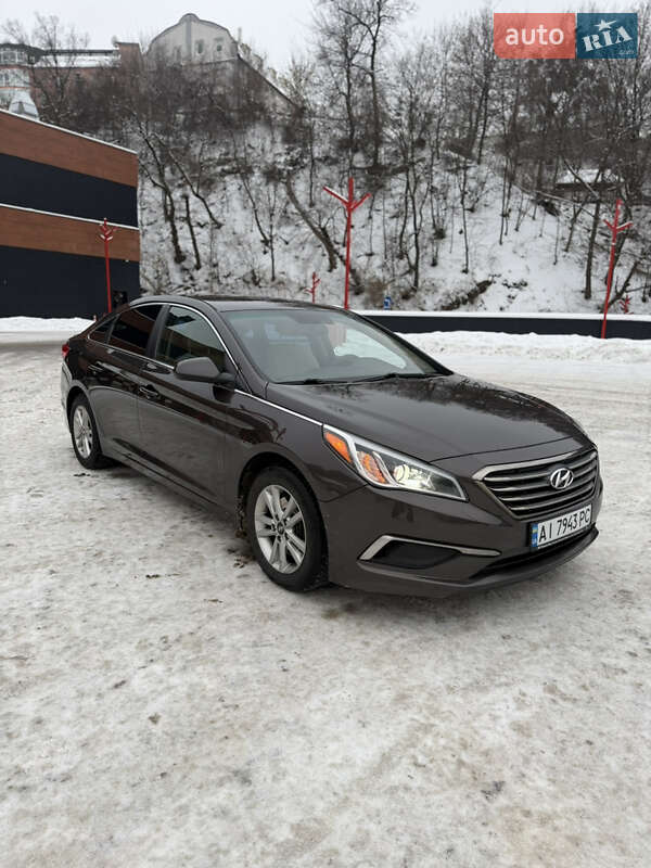 Седан Hyundai Sonata 2015 в Киеве фото Седан Hyundai Sonata 2015 в Киеве