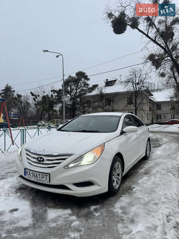 Hyundai Sonata 2010