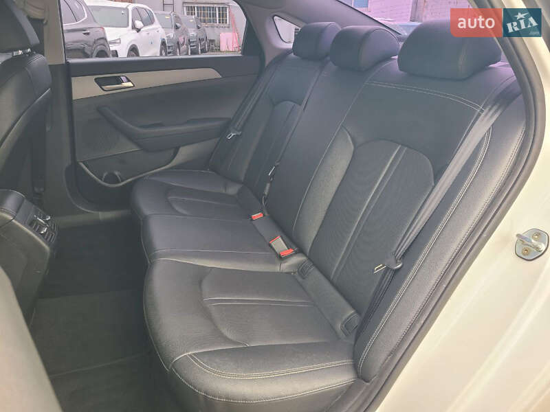 Седан Hyundai Sonata 2018 в Ровно