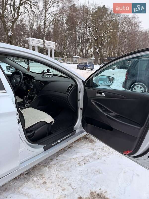 Седан Hyundai Sonata 2014 в Виннице