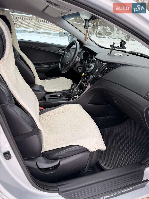 Седан Hyundai Sonata 2014 в Виннице