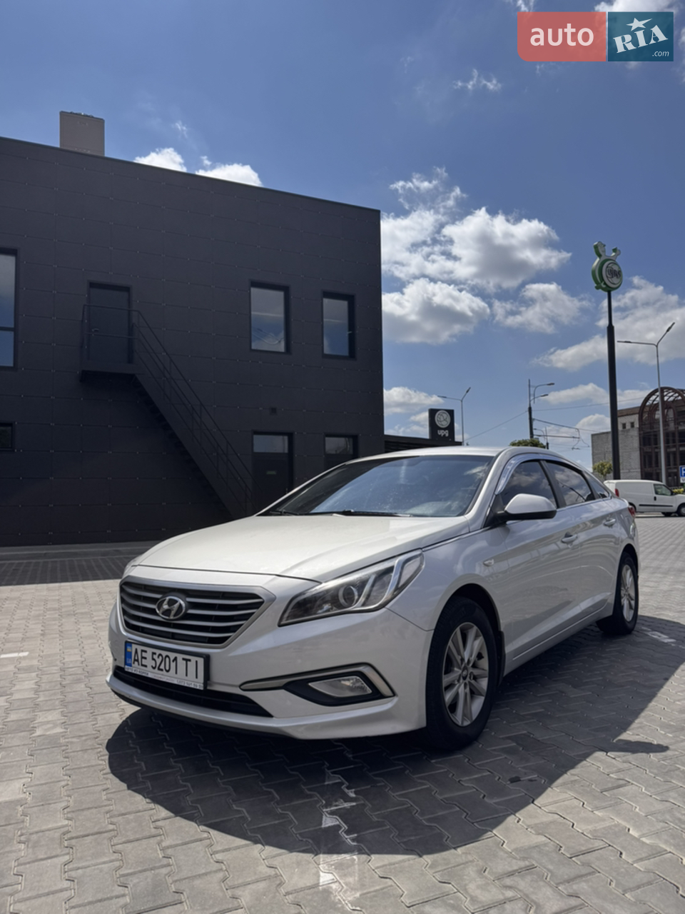 2016 Hyundai Sonata - мініатюра 22