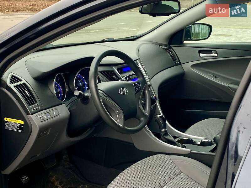 Седан Hyundai Sonata 2013 в Киеве фото 15 Седан Hyundai Sonata 2013 в Киеве