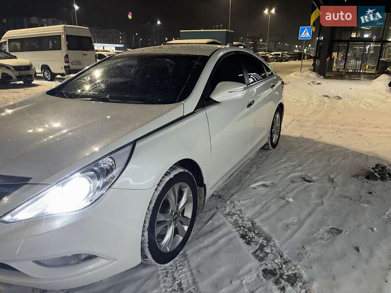 Седан Hyundai Sonata 2011 в Києві