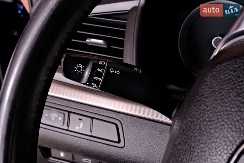 Седан Hyundai Sonata 2017 в Одессе