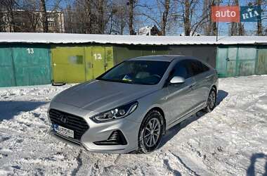 Седан Hyundai Sonata 2017 в Киеве