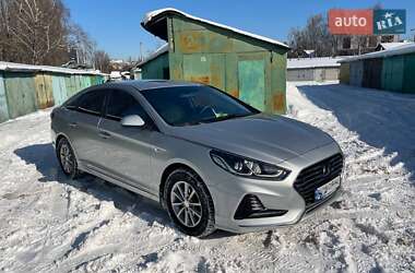 Седан Hyundai Sonata 2017 в Киеве
