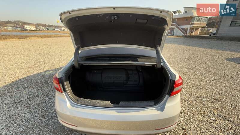 Седан Hyundai Sonata 2017 в Киеве