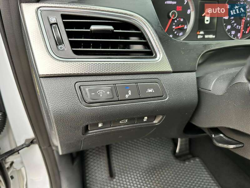 Седан Hyundai Sonata 2015 в Одессе фото 13 Седан Hyundai Sonata 2015 в Одессе