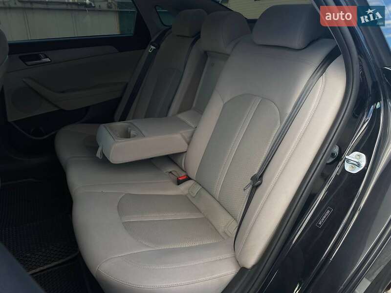 Седан Hyundai Sonata 2017 в Киеве