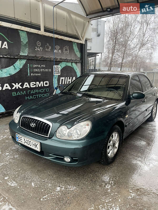 Седан Hyundai Sonata 2004 в Николаеве