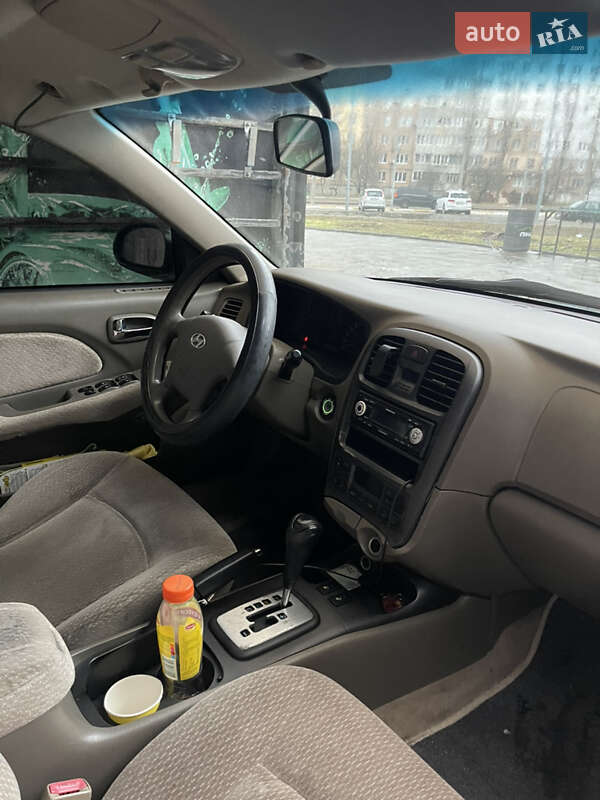 Седан Hyundai Sonata 2004 в Николаеве