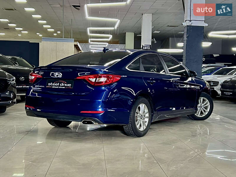 Седан Hyundai Sonata 2016 в Николаеве