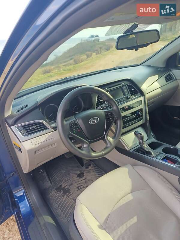 Седан Hyundai Sonata 2015 в Черноморске фото 16 Седан Hyundai Sonata 2015 в Черноморске