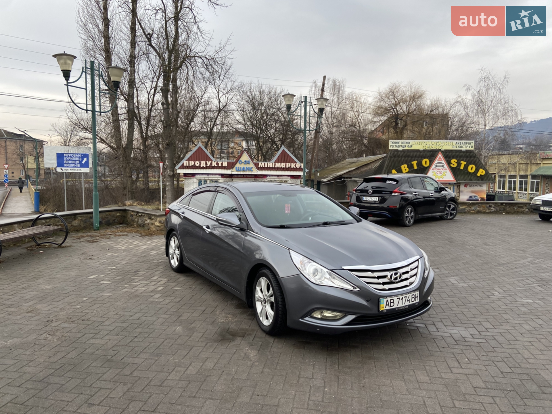 2011 Hyundai Sonata - мініатюра 2