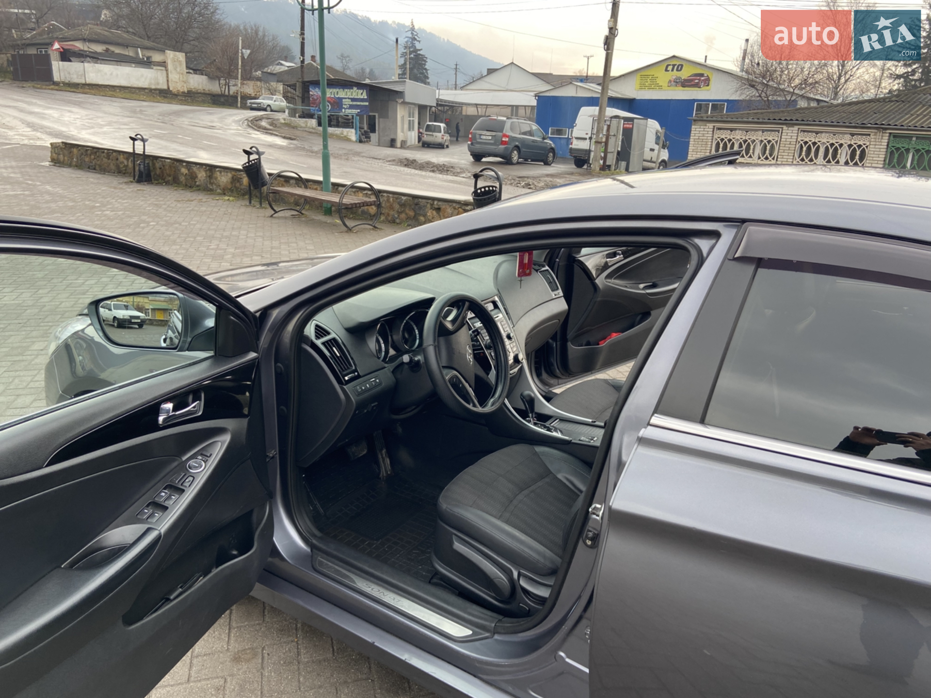 2011 Hyundai Sonata - мініатюра 20