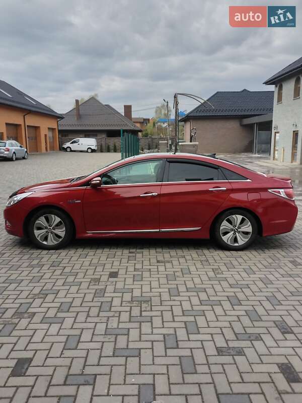 Седан Hyundai Sonata 2014 в Львове