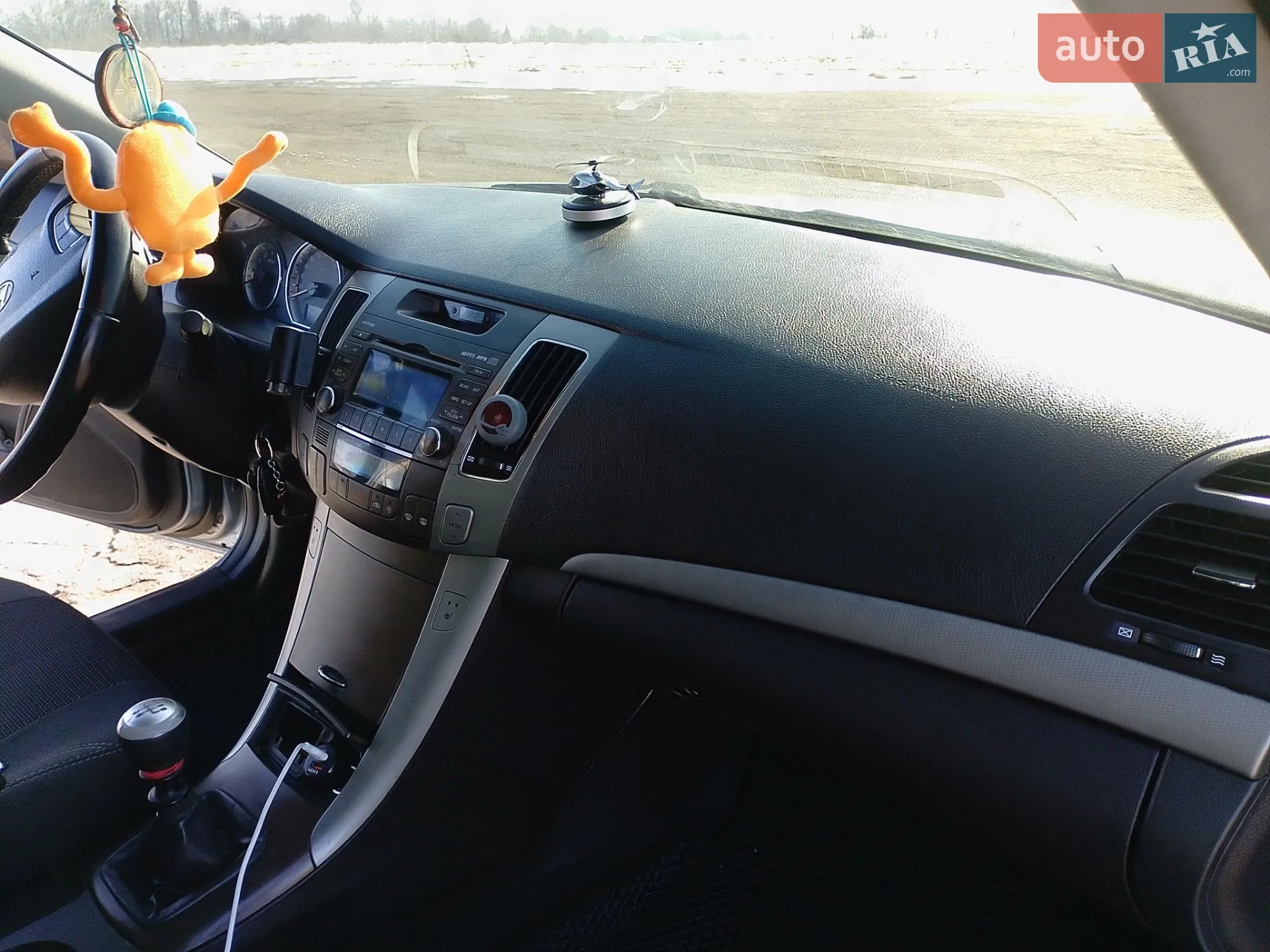 2010 Hyundai Sonata - мініатюра 19