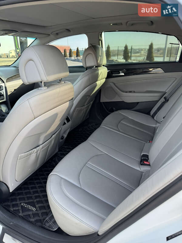 Седан Hyundai Sonata 2014 в Виннице