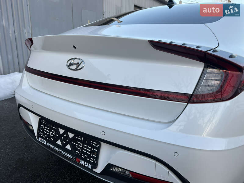 Седан Hyundai Sonata 2019 в Киеве