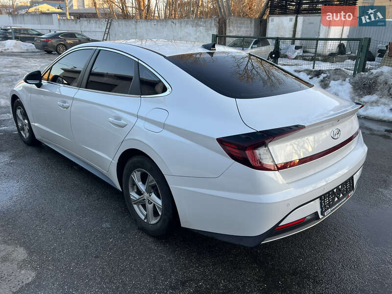 Седан Hyundai Sonata 2019 в Киеве