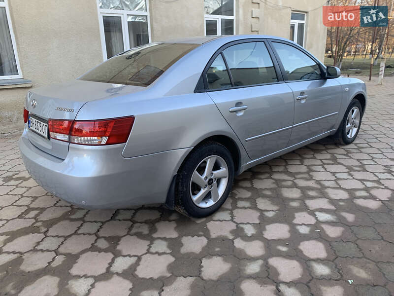 Седан Hyundai Sonata 2007 в Захарьевке