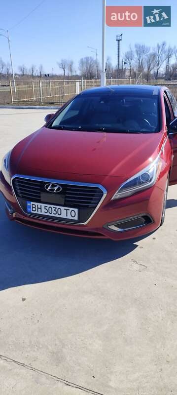 Седан Hyundai Sonata 2015 в Измаиле