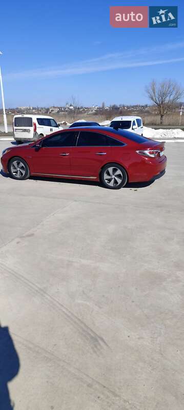 Седан Hyundai Sonata 2015 в Измаиле