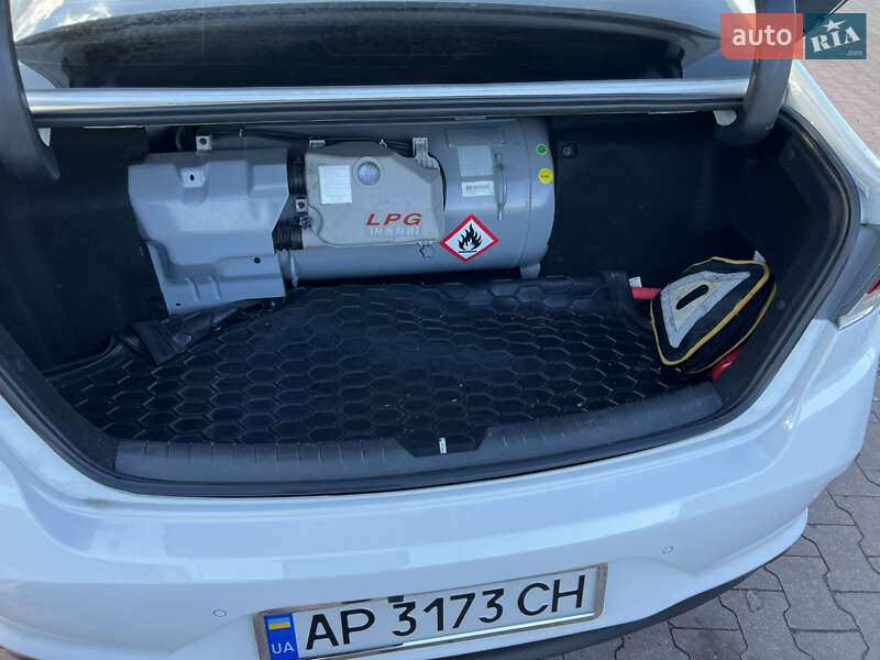 Седан Hyundai Sonata 2017 в Запорожье