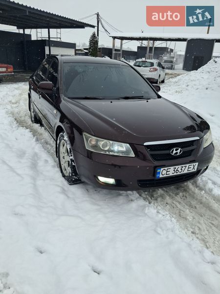 Седан Hyundai Sonata 2007 в Хотине