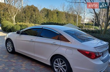 Седан Hyundai Sonata 2014 в Білгороді-Дністровському