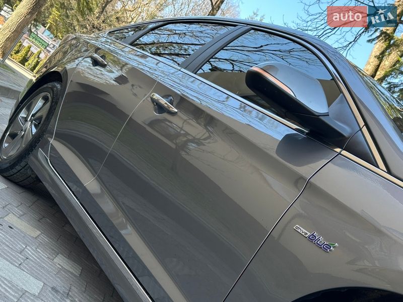 Седан Hyundai Sonata 2016 в Дрогобыче фото 45 Седан Hyundai Sonata 2016 в Дрогобыче