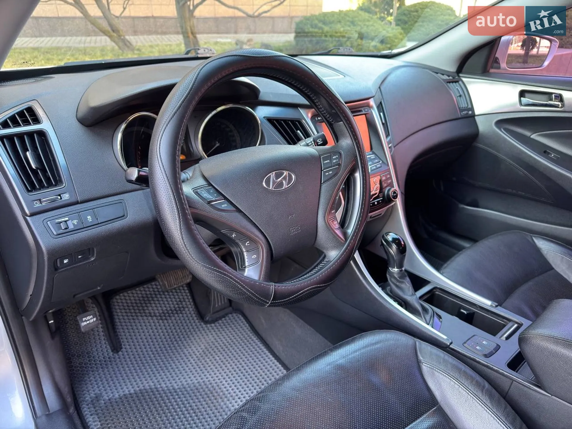 2011 Hyundai Sonata - мініатюра 13