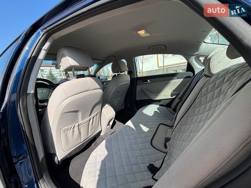 Седан Hyundai Sonata 2016 в Ивано-Франковске