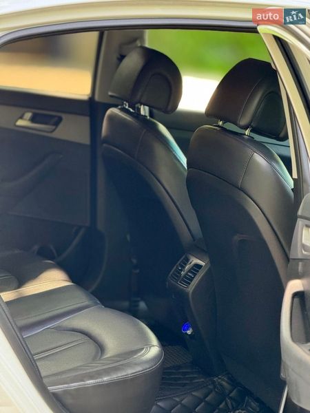 Седан Hyundai Sonata 2016 в Одессе