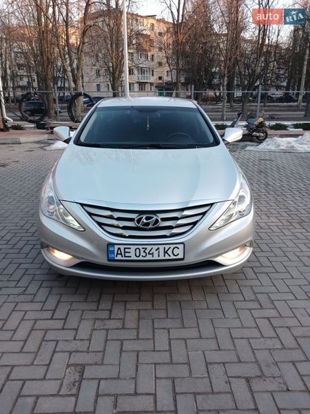 Седан Hyundai Sonata 2011 в Кременчуге