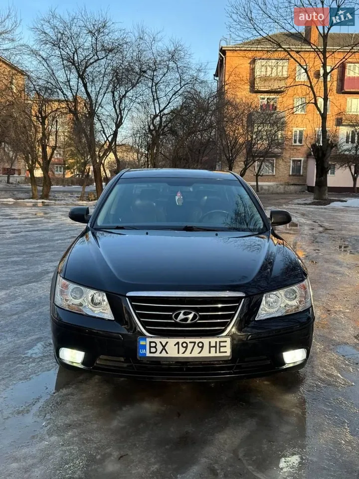2010 Hyundai Sonata - мініатюра 8