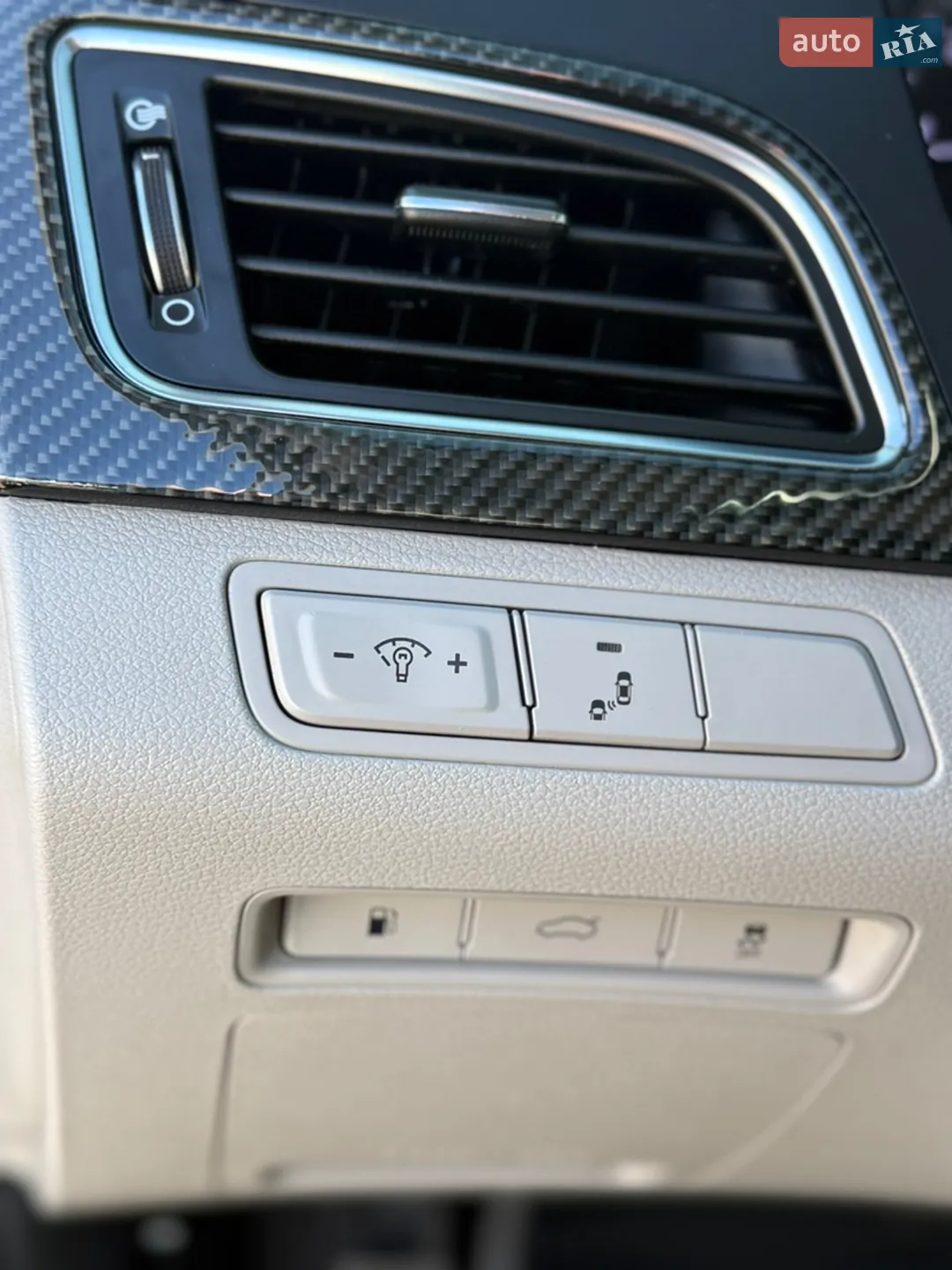 2014 Hyundai Sonata - мініатюра 19