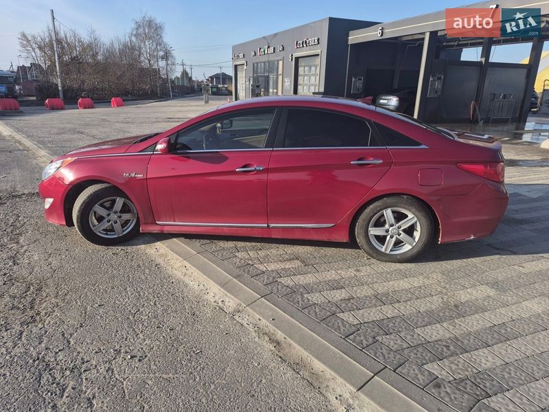Седан Hyundai Sonata 2012 в Львове