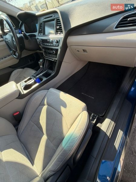 Седан Hyundai Sonata 2016 в Киеве