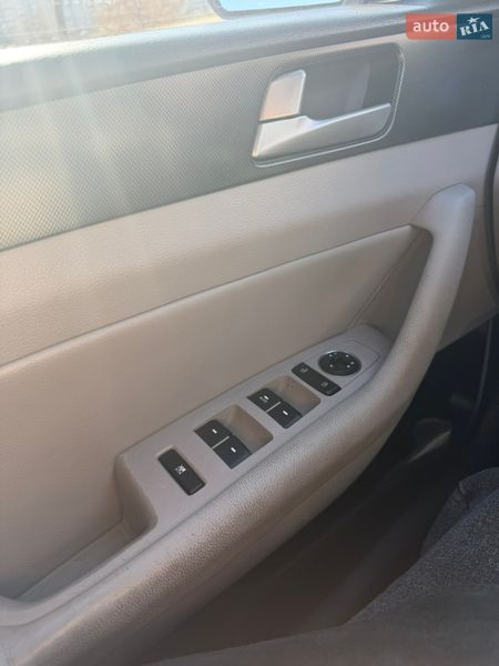 Седан Hyundai Sonata 2016 в Киеве