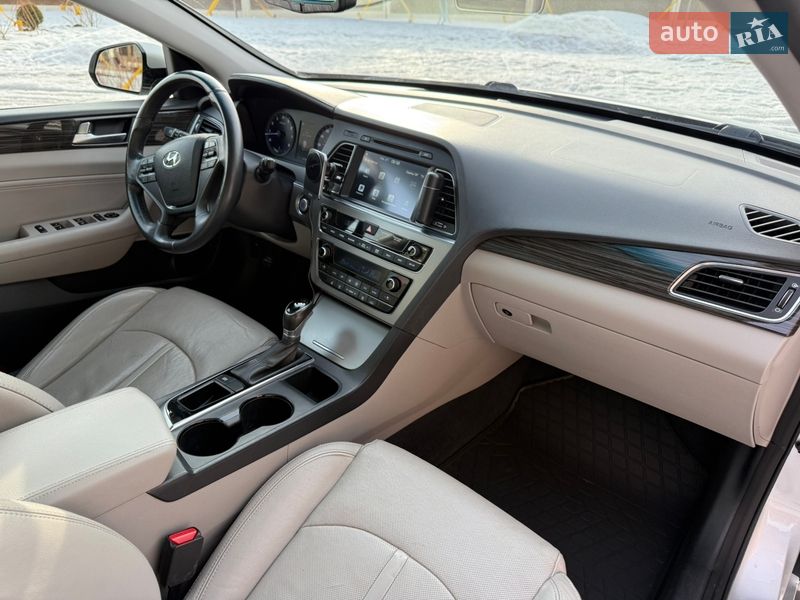 Седан Hyundai Sonata 2014 в Киеве