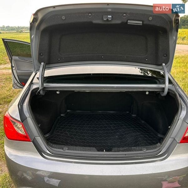 Седан Hyundai Sonata 2012 в Бердичеве